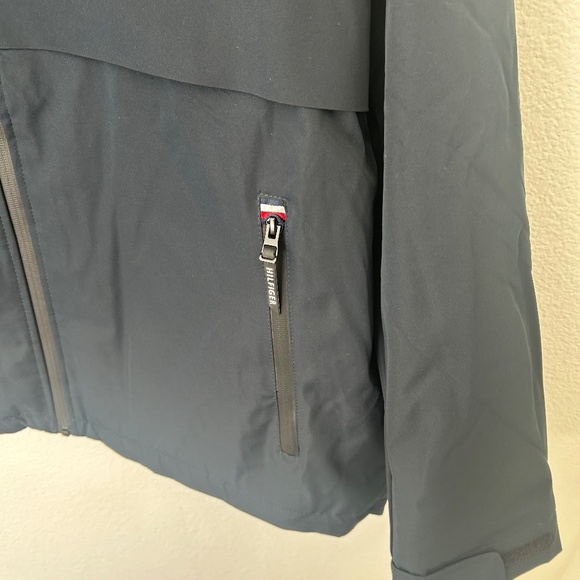 Tommy Hilfiger Men's Performance Hooded Jacket Size XL Color Navy - Picture 8 of 16